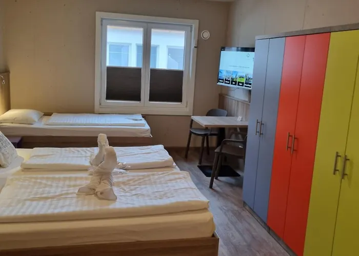 Hotel Cubo Sport & Art