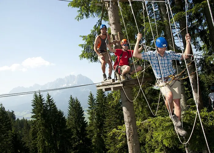 Cubo Sport & Art Hotel